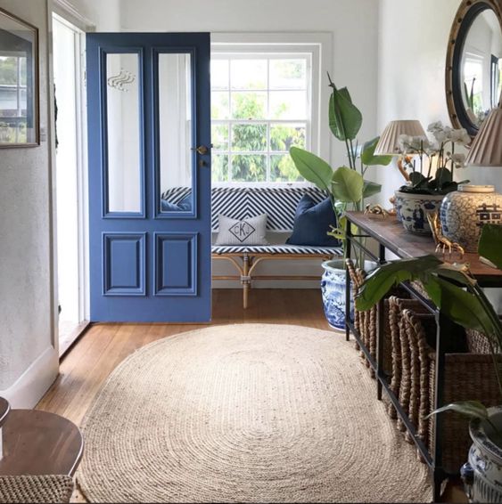 22 Stunning Hamptons Style Entrances to Inspire You